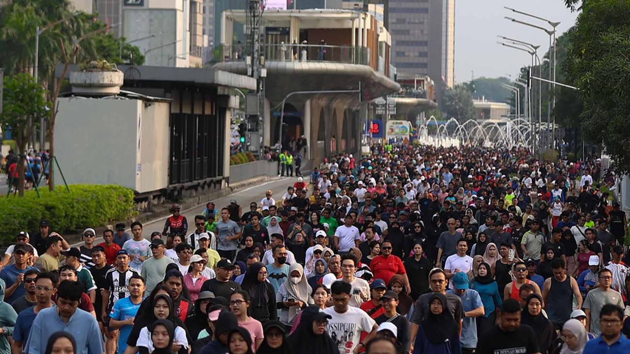 FOTO: CFD Jakarta Kembali Bergairah, Warga Sesalkan Aksi Demonstrasi Anarkis