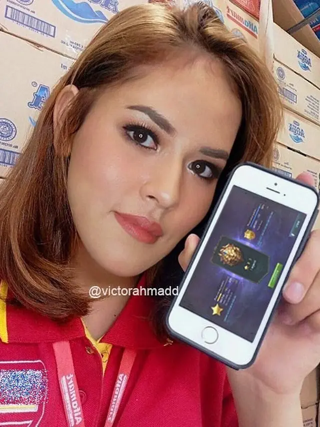 6 Editan Foto Raisa Berbagai Profesi Ini Bikin Ketawa Geli