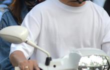 Emak-Emak Nekat Naik Panggung Saat Gibran Pidato, Langsung Peluk Lalu Ajak Swafoto