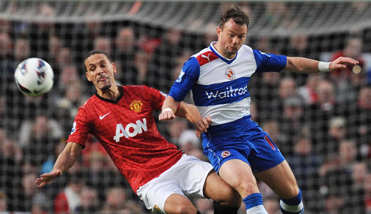 Untuk Setan Merah, Rio Ferdinand sukses mempersembahkan delapan gol dan memenangkan enam gelar Premier League, satu Liga Champions, Piala Dunia FIFA Club, satu Piala FA dan dua Piala Liga. (EPA/David Richards)