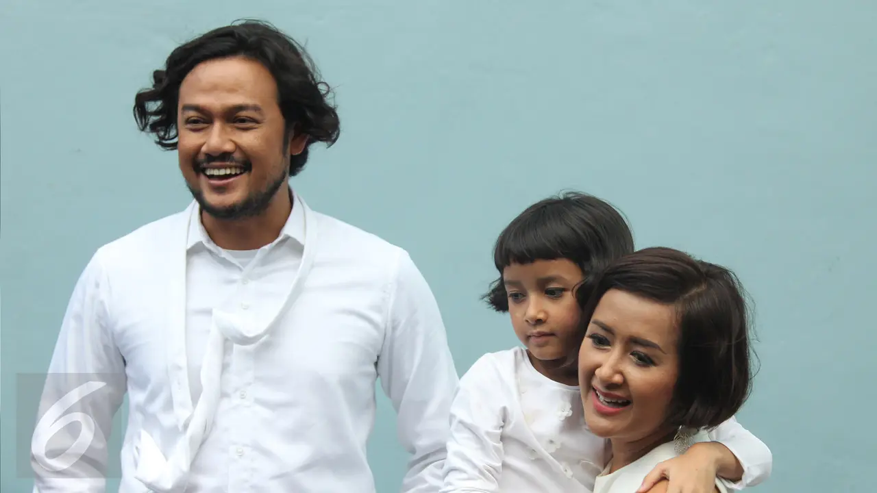 [LIPUTAN6.COM] Dwi Sasono dan Widi Mulia