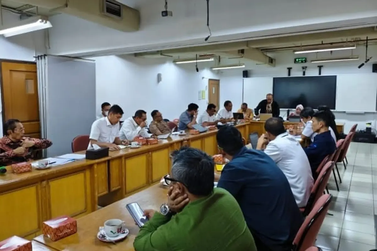 Suasana diskusi Prodi Kajian Terorisme membahas implementasi KUHP terkait tindak pidana mengenai ideologi negara (Istimewa)