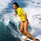 Tak Cuma Stylish, Ini Baju Surfing Wanita Berkualitas yang Nyaman Dipakai Seharian