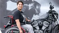 Hero MotoCorp Hadiahkan Harley Davidson Road King Khusus untuk Karyawan dengan Paraplegia. Foto: Linkedin Chitra Zutsi