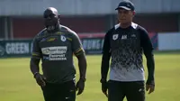 Jacksen F. Tiago Santai Permainan Persipura Dimata-matai PSIS