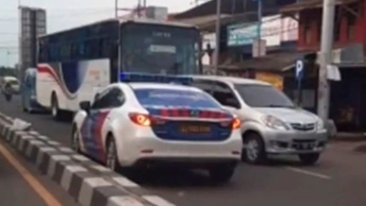 Mobil Polisi
