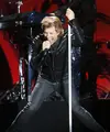 Band legendaris dunia asal New Jersey yang digawangi oleh Jon Bon Jovi sebagai vokalisnya akan menggelar konser di Jakarta pada 11 September 2015 mendatang. (Bintang/EPA)
