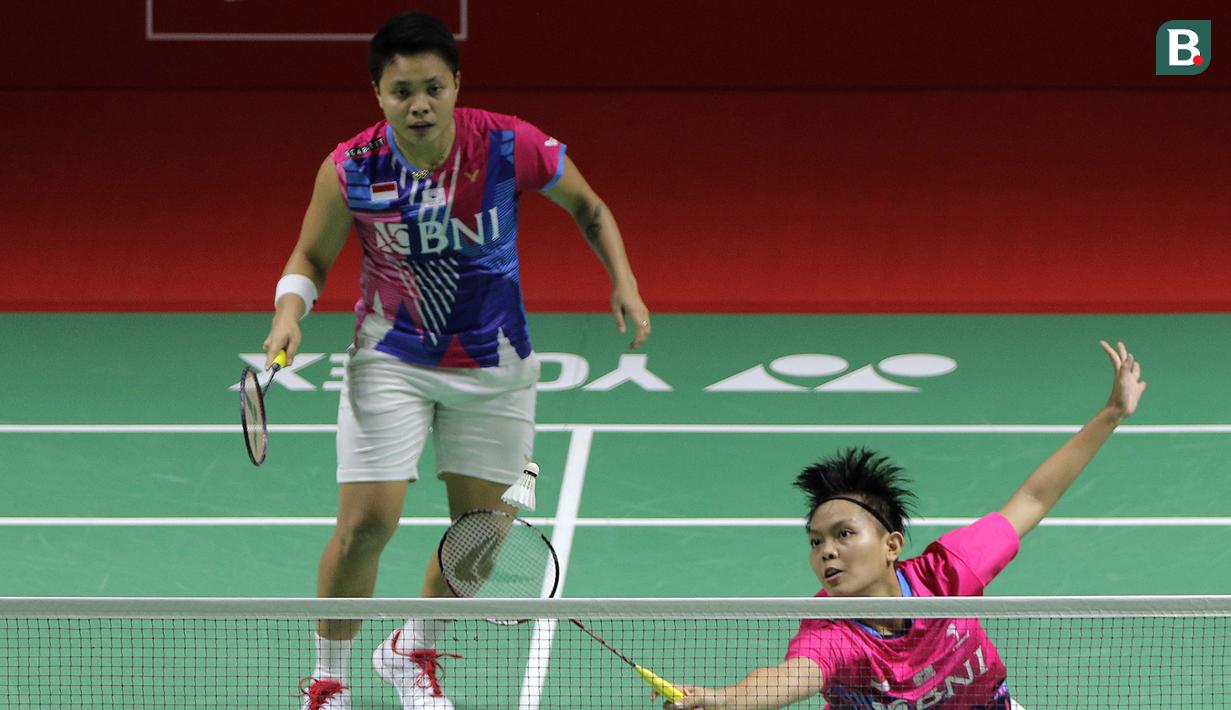 Apriyani Rahayu yang bersama Greysia Polii merebut medali emas Olimpiade Tokyo 2020 lalu akhirnya mulai dimainkan berpasangan dengan Siti Fadia Silva Ramadhanti sejak SEA Games Vietnam 2021, bulan Mei lalu. (Bola.com/Ikhwan Yanuar)
