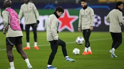 PSG berada di posisi kedua dan wajib menang atas Dortmund agar bisa lolos ke babak 16 besar sebagai juara grup. (AP Photo/Martin Meissner)