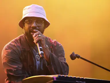 Musisi asal Amerika Serikat PJ Morton tampil pada special show hari kedua BNI Java Jazz Festival 2022 di JIExpo Kemayoran, Jakarta Pusat, Sabtu (28/5/2022). Perhelatan musik BNI Java Jazz Festival 2022 digelar pada 27-29 Mei dengan menampilkan musisi-musisi dari dalam dan luar negeri. (Liputan6.com/Johan Tallo)