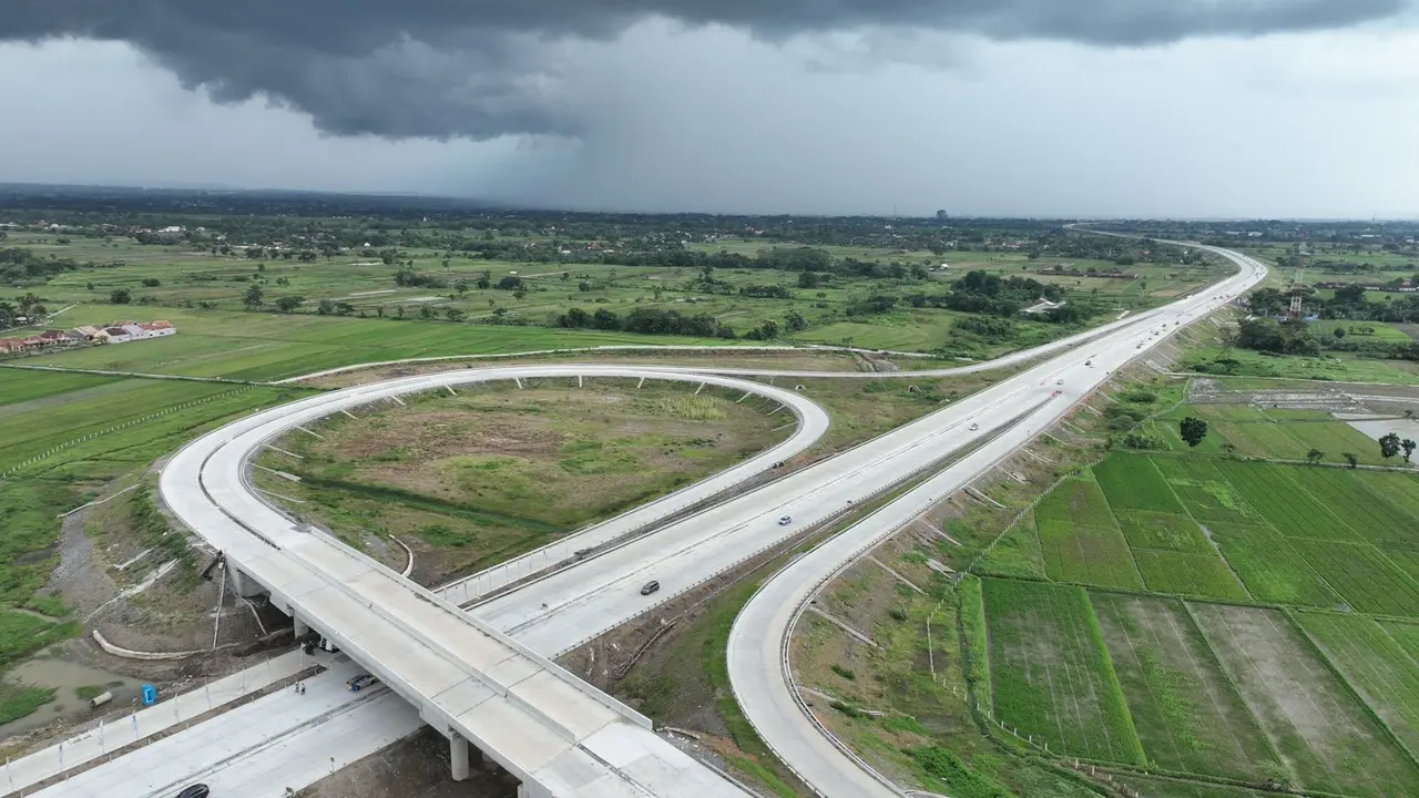 Jalan Tol Jogja-Solo  (Tim Humas Jasamarga)