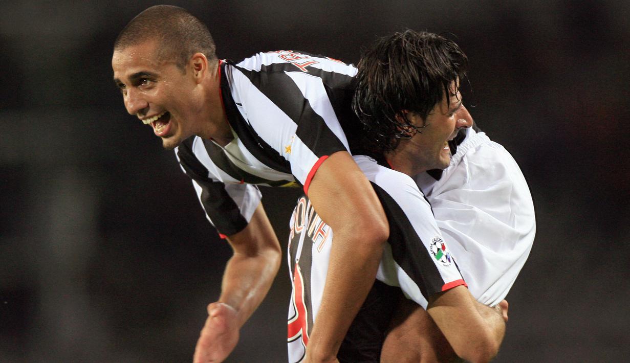 David Trezeguet yang pensiun pada Januari 2015 bersama klub asal India, Pune City tercatat pernah membela Juventus selama 10 musim mulai 2000/2001 hingga 2009/2010. Pada pekan perdana Liga Italia musim 2007/2008 ia mampu mencetak hattrick saat Juventus menang 5-1 atas tamunya Livorno (25/8/2007). (AFP/Giuseppe Cacace)