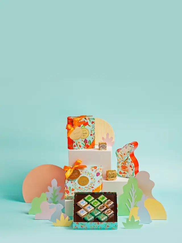 VENCHI SPRING COLLECTION 2023.