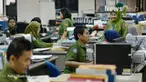 Pemerintah mengeluarkan aturan terbaru terkait dengan mekanisme pemberhentian Pegawai Negeri Sipil (PNS). Mekanisme tersebut tertuang dalam Peraturan Pemerintah (PP) Nomor 11 Tahun 2017 tentang Manajemen PNS. 