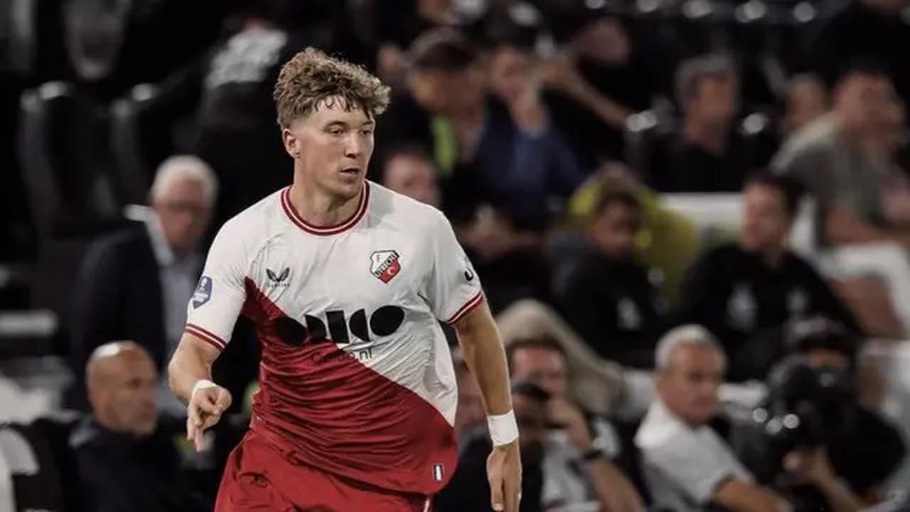Ole Romeny Ucap Sumpah sebagai WNI di London pada 8 Februari