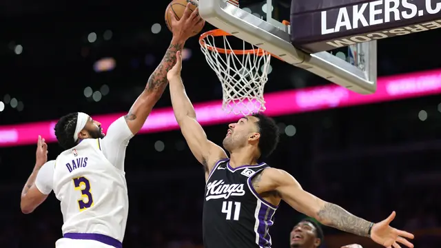 Anthony Davis memimpin Lakers kalahkan Kings di lanjutan NBA 2024/2025