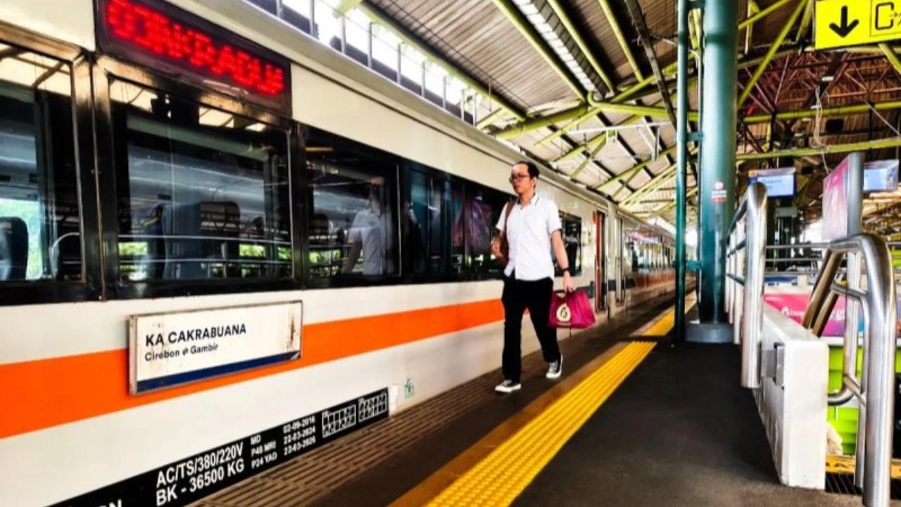 Tiket Kereta Libur Natal dan Tahun Baru 2025 Telah Dibuka, Ini Info Terbarunya