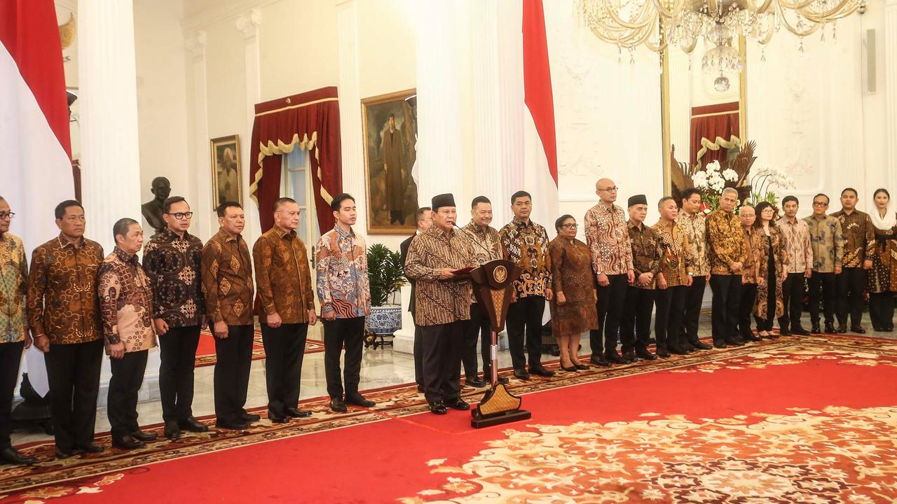 VIDEO: 7 Menko di Kabinet Prabowo, Ada Orang Kepercayaan Jokowi & Jenderal Dekat Megawati