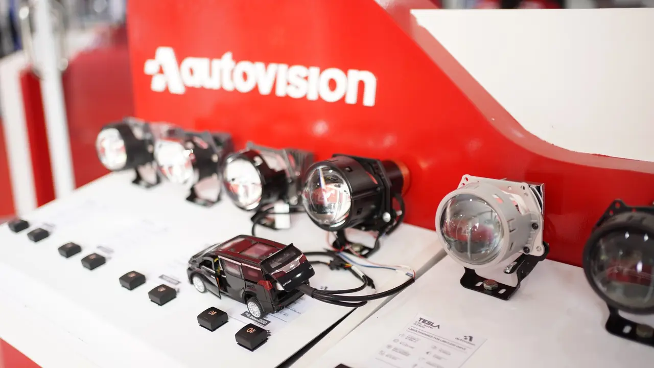 Hati-Hati, Perhatikan Hal Ini saat Modifikasi Lampu BiLED di Mobil Kesayangan (ist)