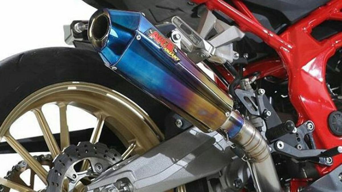 Modifikasi Knalpot Racing: Performa Mesin Bakal Segarang Suara?