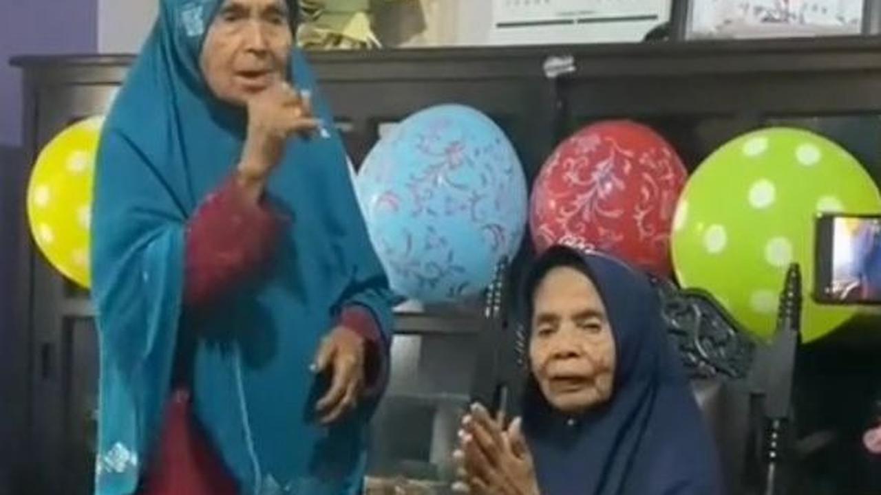 Viral Seorang Nenek Minta Ulang Tahunnya Dirayakan, Intip Momennya