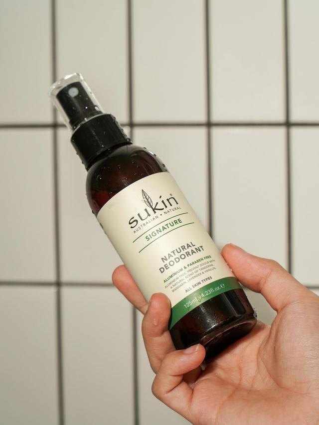 7 Tips Mengatasi Bau Badan yang Kuat dari Ahli, Mandi Setiap Hari hingga Cukur Bulu Ketiak