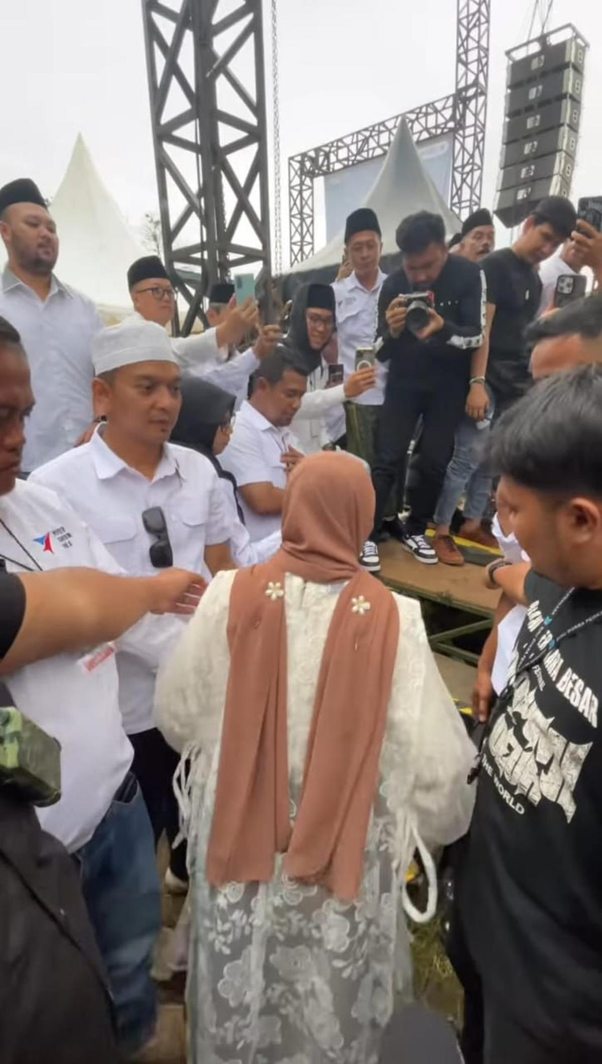 Momen Nissa Sabyan Manggung Usai Dikabarkan Telah Menikah dengan Ayus