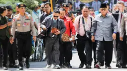 Panji Gumilang kembali dipanggil lagi hari ini karena penyidik menilai surat keterangan sakit yang disampaikannya tidak bisa dibuktikan secara formil. (Liputan6.com/Herman Zakharia)