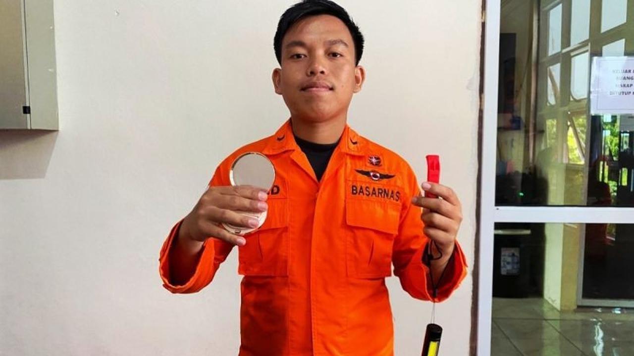 SAR Natuna: Peluit dan Senter Penting untuk Alat Keselamatan Darurat di Alam