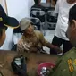 Legiman, sang pengemis satu miliar bercerita tentang asetnya kepada Satpol PP Pati. (foto: Liputan6.com/satpol pp pati/felek wahyu)