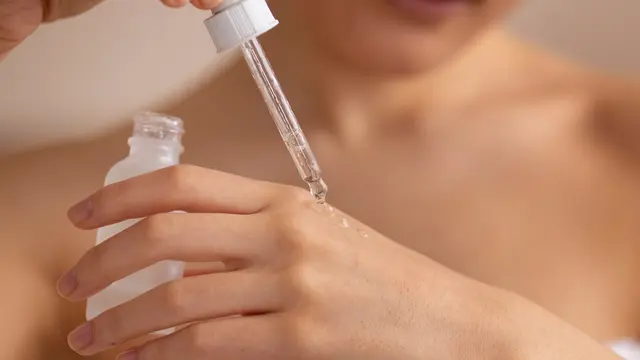 Tidak Perlu Takut Breakout, Begini Cara Aman Memilih dan Menggunakan Serum Untuk Pemula - 4