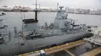 Kapal Fregat angkatan laut Jerman Bayern berlabuh di Terminal Kapal Pesiar Internasional di Tokyo (9/11/2021). Kapal Fregat mengunjungi Tokyo setelah dua hari latihan bersama dengan kapal perusak Pasukan Bela Diri Maritim Jepang Samidare di Samudra Pasifik di tengah laut. (AP Photo/Koji Sasahara)