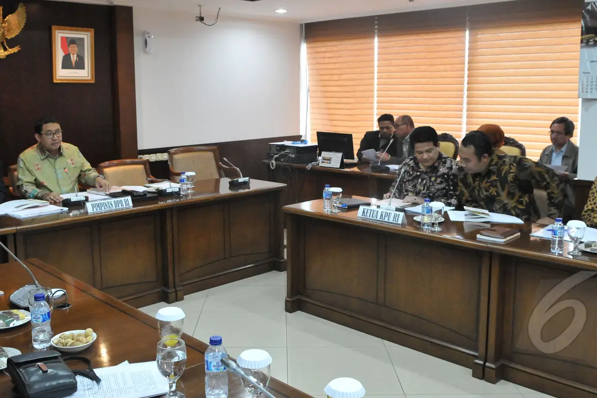 DPR dan KPU Bahas Nasib Golkar dan PPP 