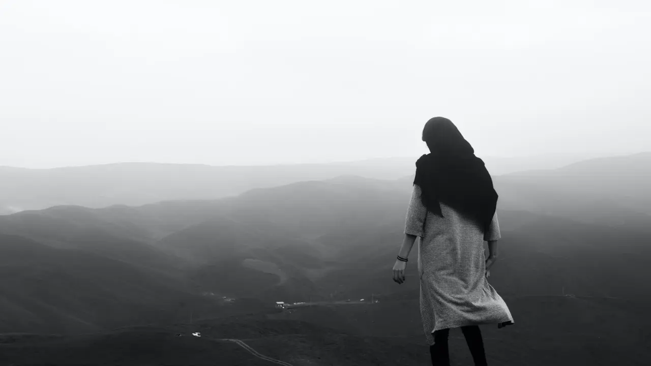 Perempuan - Vania
