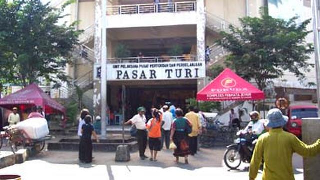 Tiga Tujuan Wisata Yang Letaknya Dekat Stasiun Pasar Turi