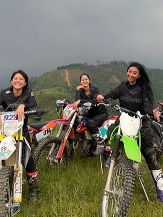 Poppy Sovia [Instagram/popsovia]