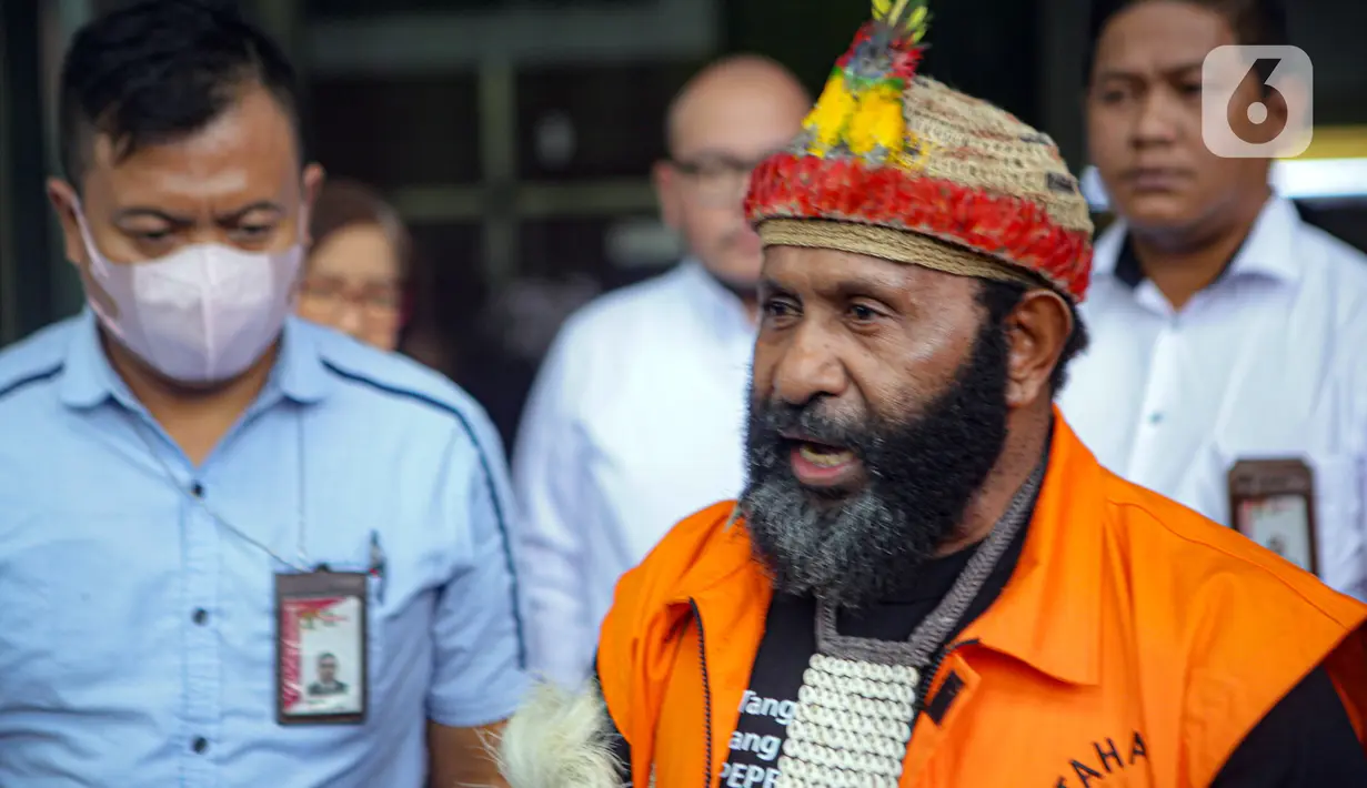 “Saya mengajukan keberatan karena Makassar itu bukan Papua, Mamberamo Tengah bukan di Makassar, Mamberamo Tengah itu ada di Provinsi Papua bagian Pegunungan,” ujarnya. (Liputan6.com/Faizal Fanani)