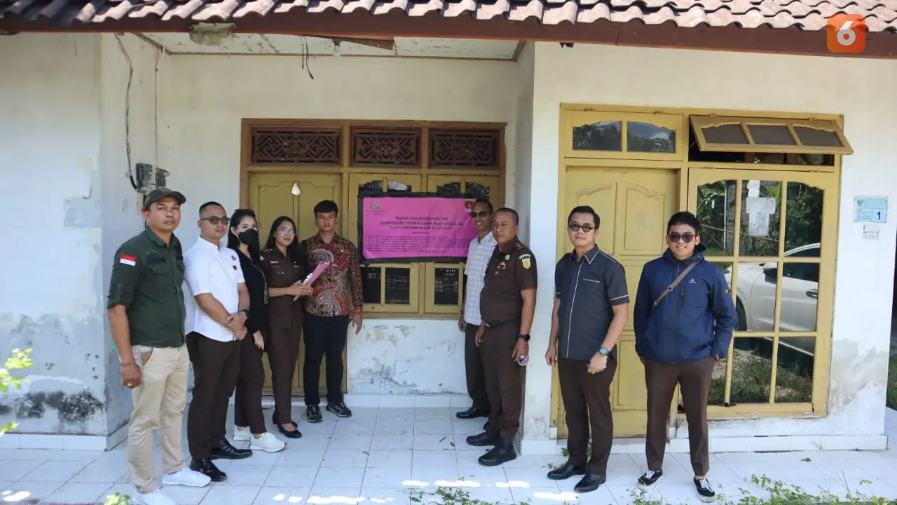 Kejari Klungkung Sita Eksekusi Aset Mantan Bupati Klungkung Wayan Candra