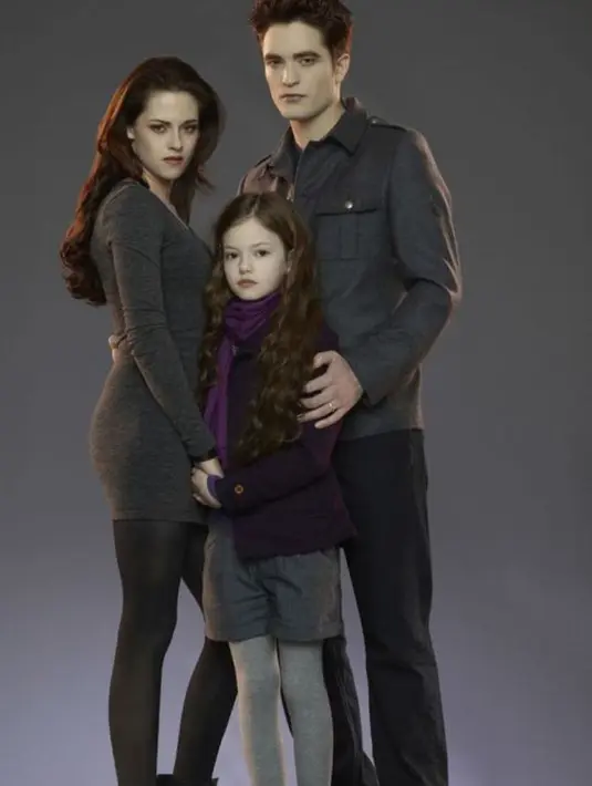 Berkat franchise Twilight, Rob menjadi salah satu aktor yang paling sering ditawar untuk peran utama di Hollywood. (Cosmopolitan)