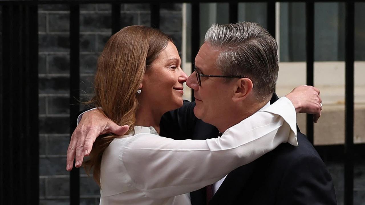 FOTO: Momen Keir Starmer Mundur dari Jabatan Perdana Menteri Inggris