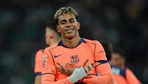 Ekspresi Lamine Yamal usai membobol gawang Barcelona di jornada ke-15 La Liga 2025/2026, Minggu (7/12/2025) (AP Photo/Manu Reino)