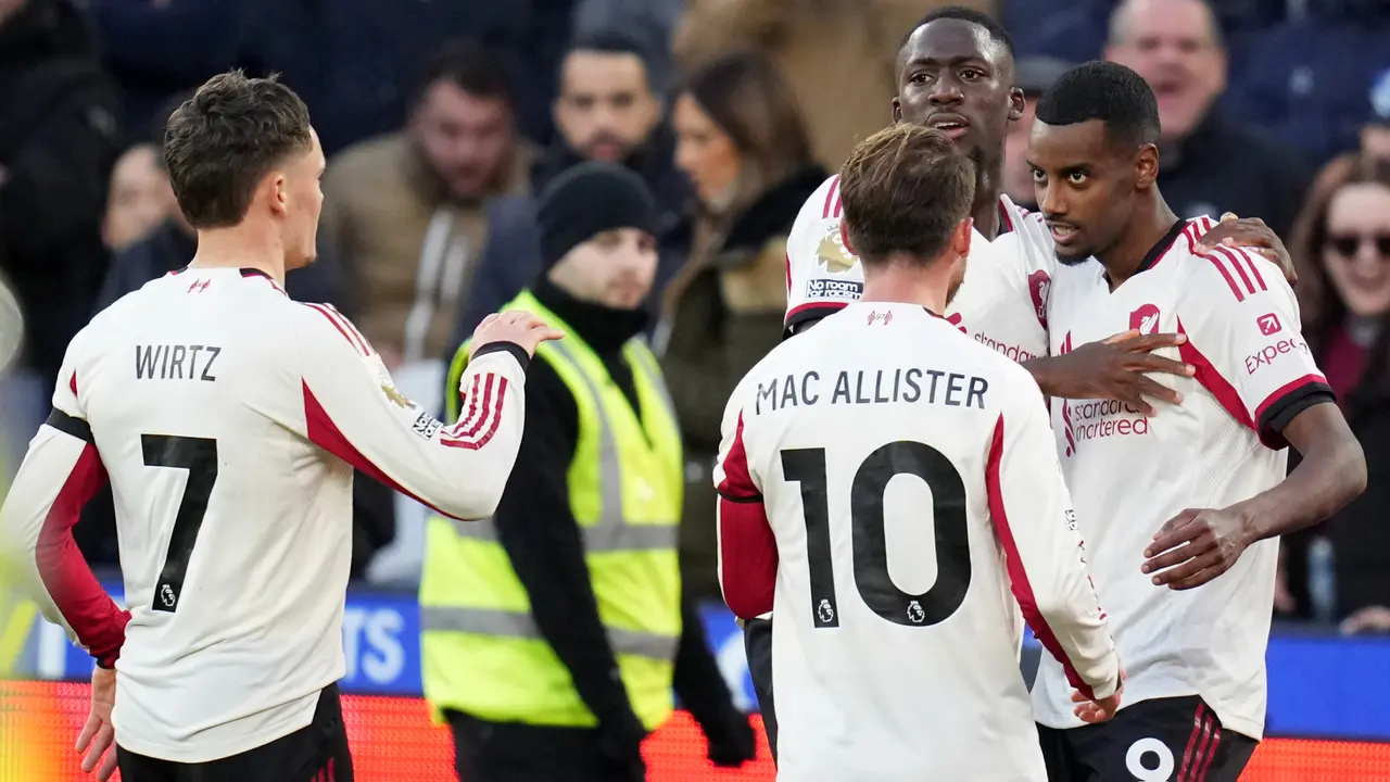 Foto: Gol Perdana Alexander Isak Bersama Liverpool Putus Kekalahan Beruntun The Reds