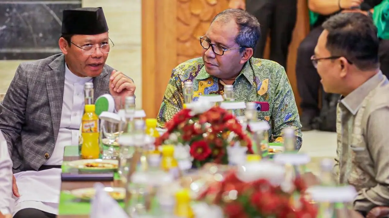 Plt Ketua Umum Partai Persatuan Pembangunan (PPP) Muhamad Mardiono disambut hangat saat datang ke Kota Makassar lewat kegiatan makan malam bersama oleh Wali Kota Makassar Mohammad Ramdhan Pomanto, di kediamannya, Jumat (26/1/2024) malam (Istimewa)