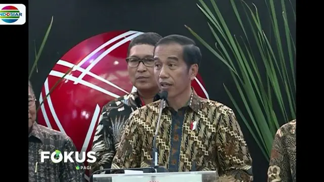 Dalam sambutannya, Jokowi menyatakan puas dengan kinerja pasar modal di tanah air dimana Indeks Harga Saham Gabungan atau IHSG Indonesia menjadi yang terbaik kedua di dunia.