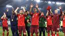 Swiss. Hingga kini Swiss tercatat telah tampil dalam 12 edisi Piala Dunia, termasuk di Piala Dunia Qatar 2022. Mereka menjadi satu-satunya negara dalam daftar yang belum pernah lolos hingga babak 4 besar. Pencapaian terbaik Swiss hanyalah menjadi perempatfinalis sebanyak tiga kali pada edisi 1934, 1938 dan 1958. Sejak saat itu prestasi Swiss lebih sering mentok di babak 16 Besar. (AFP/Alberto Pizzoli)