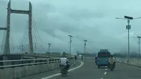 Jembatan Merah Putih di Ambon. (Liputan6.com/Devira Prastiwi)