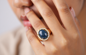 Model Cincin Emas Batu Akik Wanita (Foto: Reve Art AI)