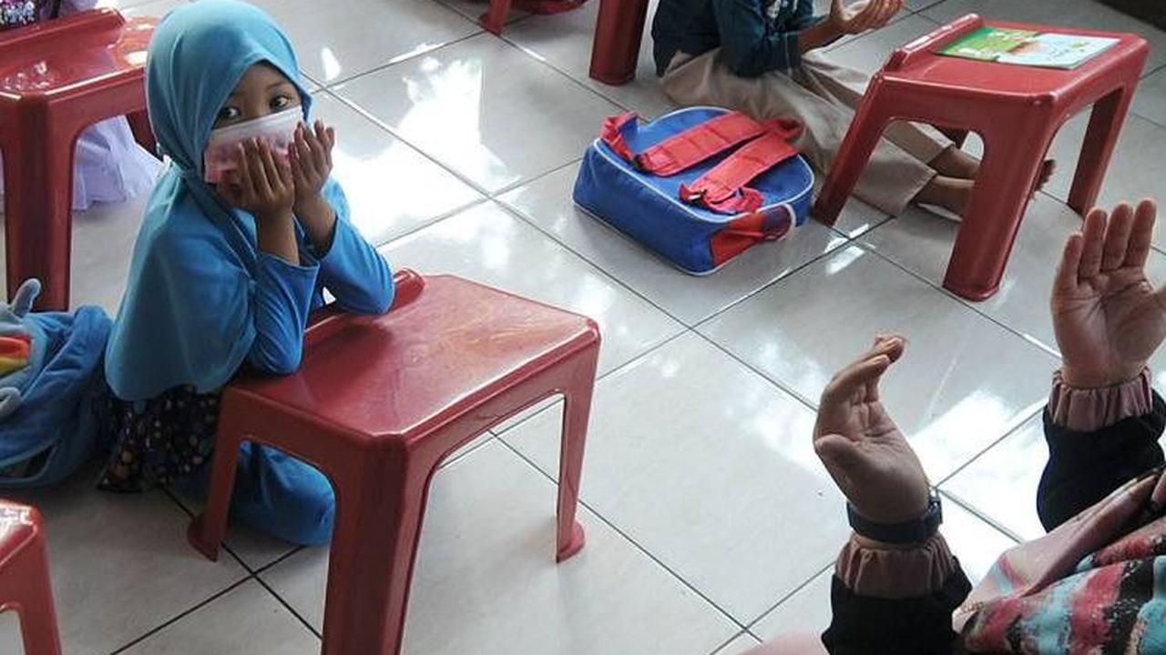 Kasus itu bermula saat pemerintah menganggarkan Rp2,47 miliar untuk pengadaan alat permainan edukasi untuk di tempatkan di TK dan Paud di Kabupaten Aceh Tengah. Anggaran tersebut berasal dari Dana Otonomi Khusus Aceh (DOKA).