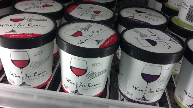 es krim wine terjual laris di toko | foto: copyright mercersdairy.com