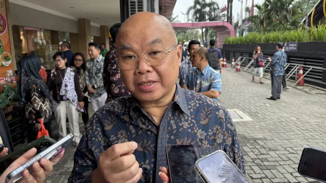 Alphonzus Widjaja